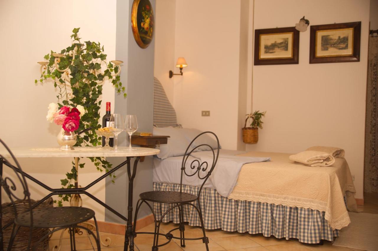 B&B Del Giglio Cefalù Exteriör bild